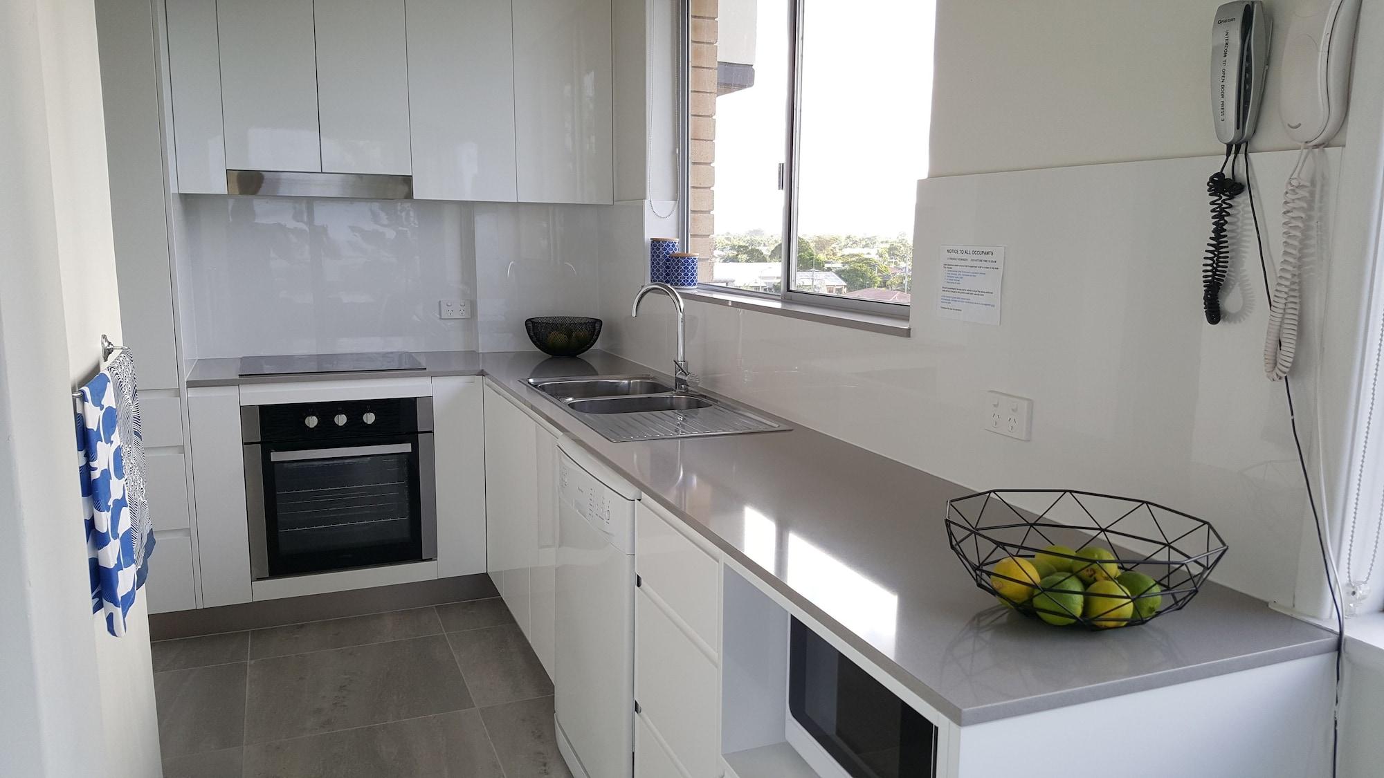 Wyuna Beachfront Holiday Apartments Gold Coast Eksteriør bilde