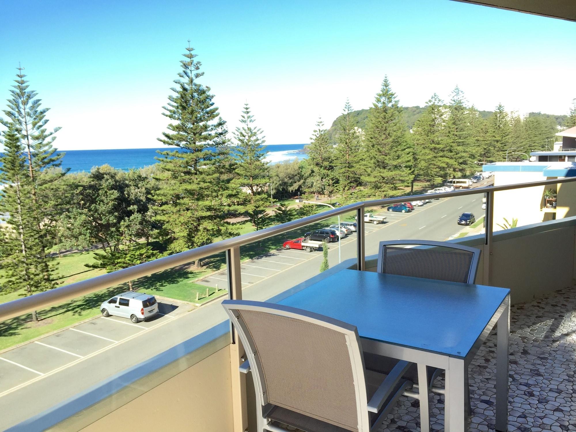 Wyuna Beachfront Holiday Apartments Gold Coast Eksteriør bilde