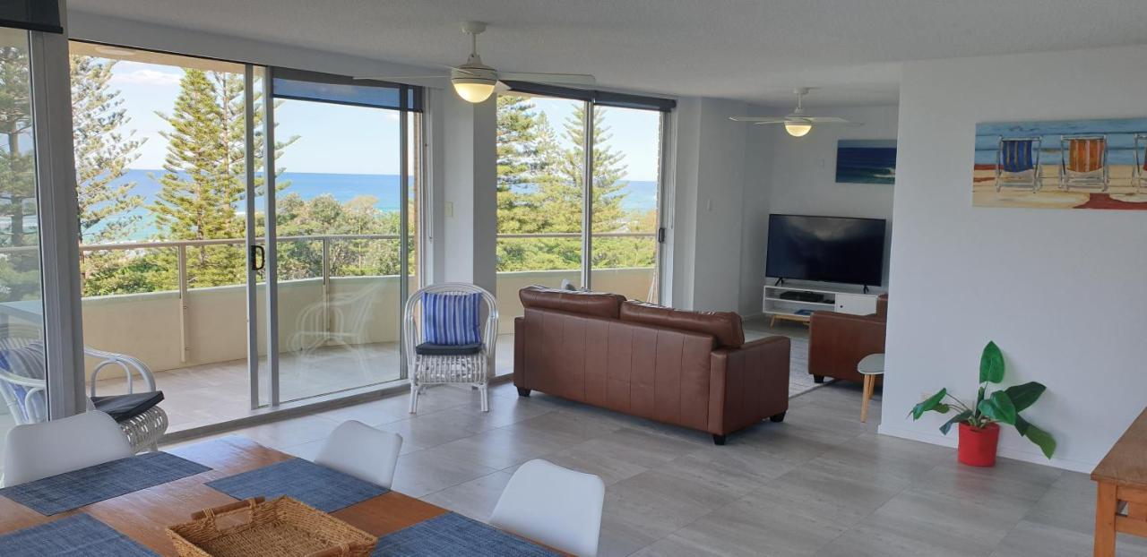 Wyuna Beachfront Holiday Apartments Gold Coast Eksteriør bilde