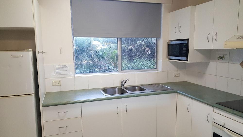 Wyuna Beachfront Holiday Apartments Gold Coast Eksteriør bilde
