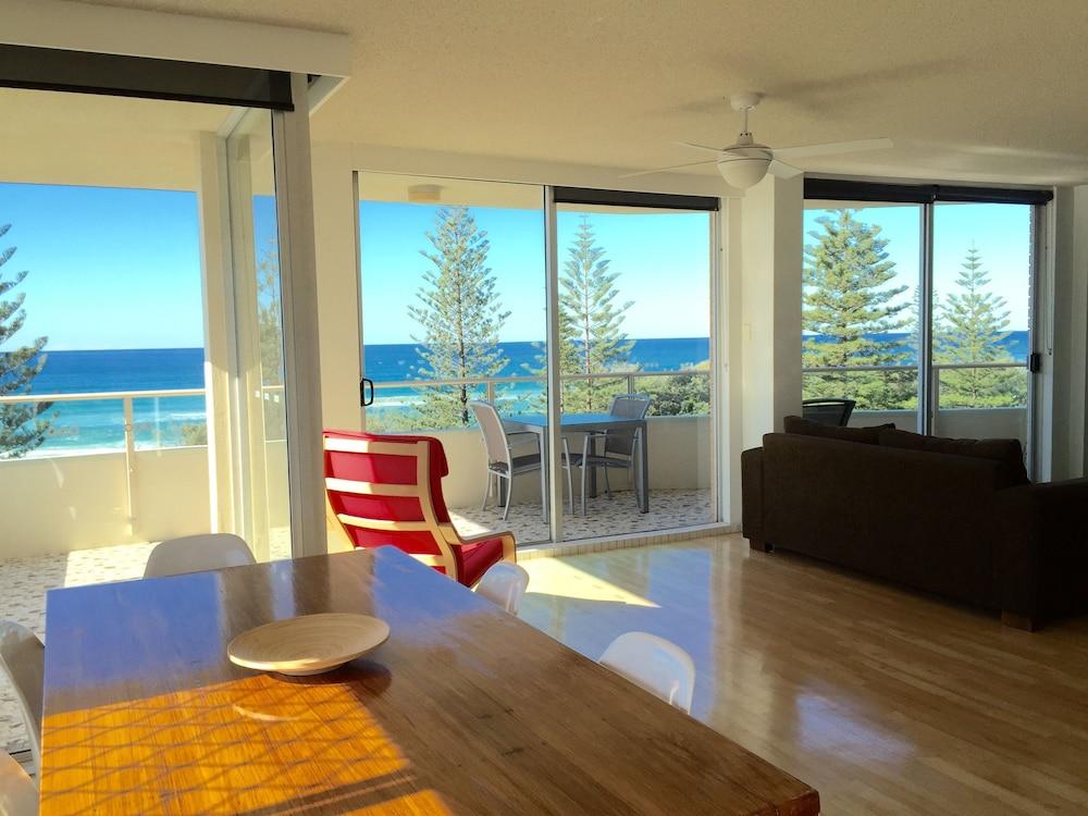 Wyuna Beachfront Holiday Apartments Gold Coast Eksteriør bilde